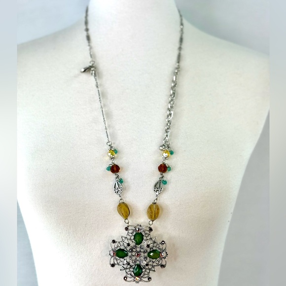 Chico's Silver Tone Green Yellow Tan Amber Stone Emblem Statement Necklace - Picture 11 of 12